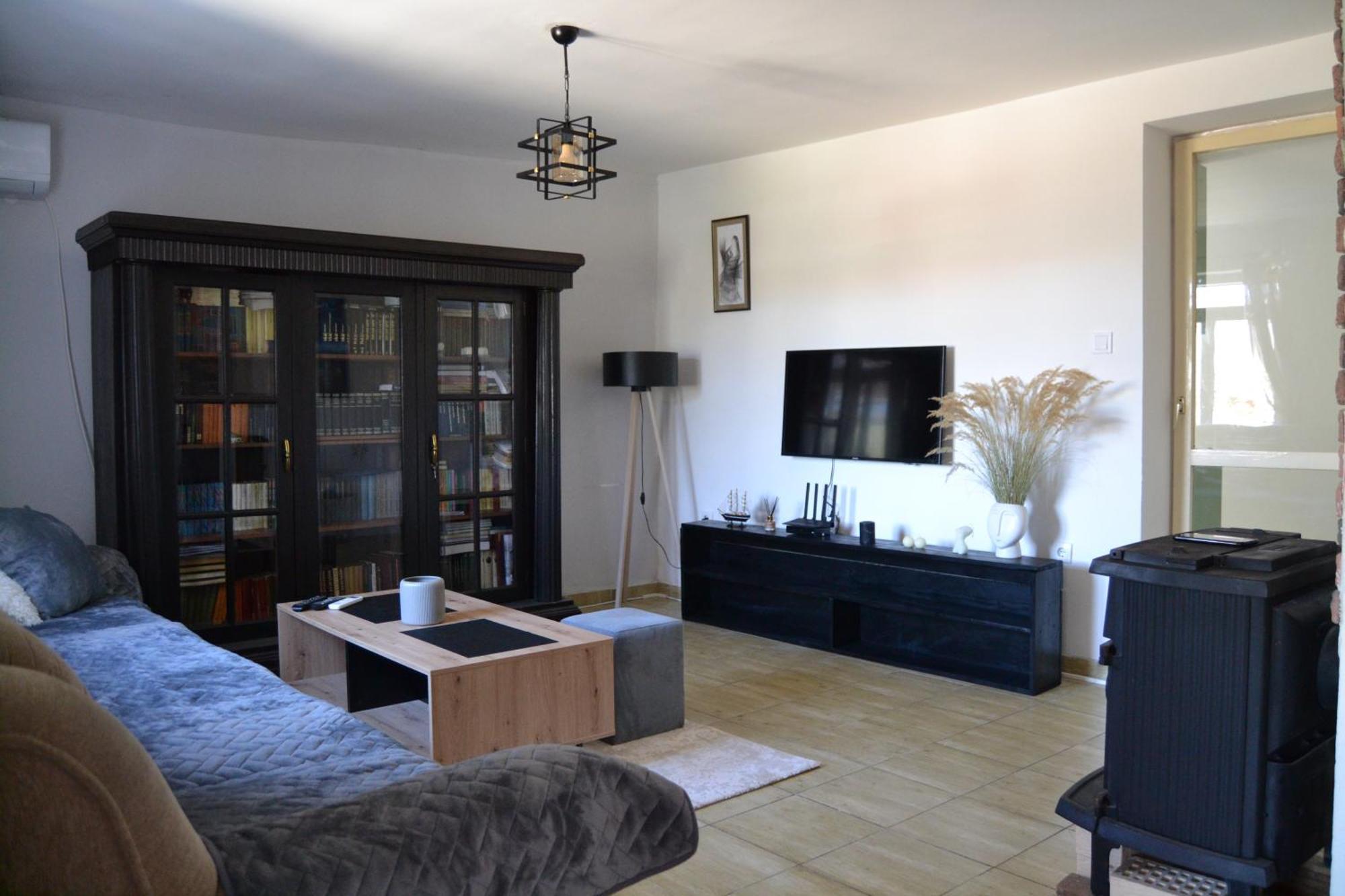 Una Apartment Τσέτινιε Εξωτερικό φωτογραφία